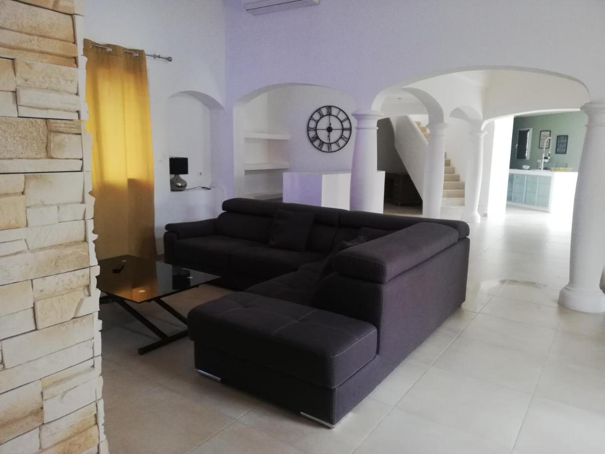 Bienvenue A L Hacienda Villa Magalas